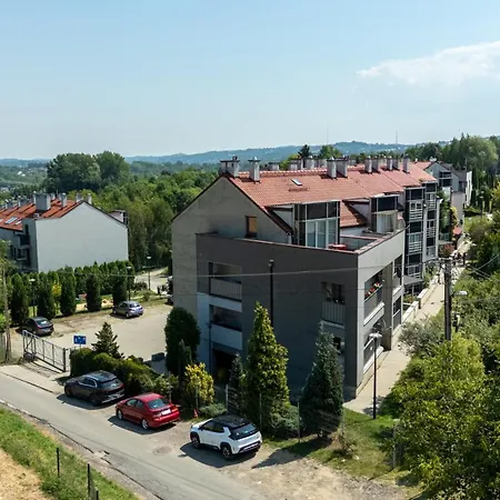 Lägenhet Zelazowskiego Hillside By Bookinghost Kraków